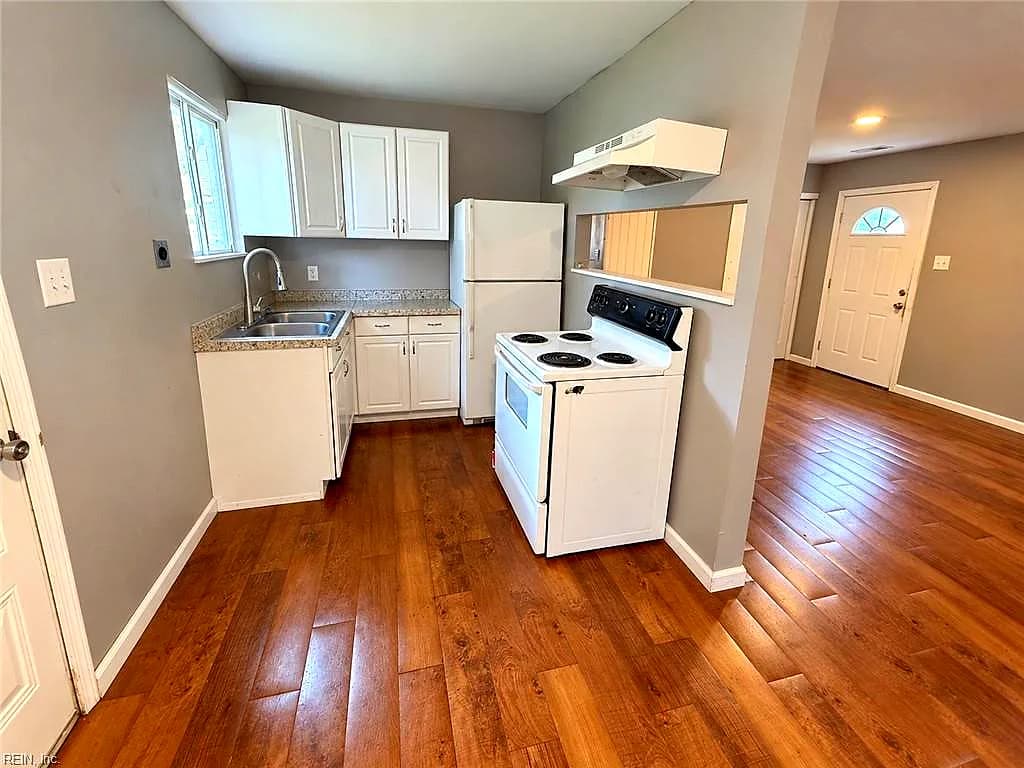 303 Ivey ST, PORTSMOUTH VA 23701 - Photo 5