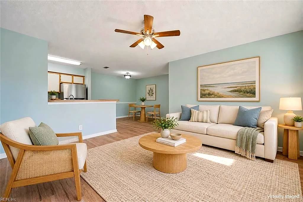 12632 Daybreak CIR, NEWPORT NEWS VA 23602 - Photo 4