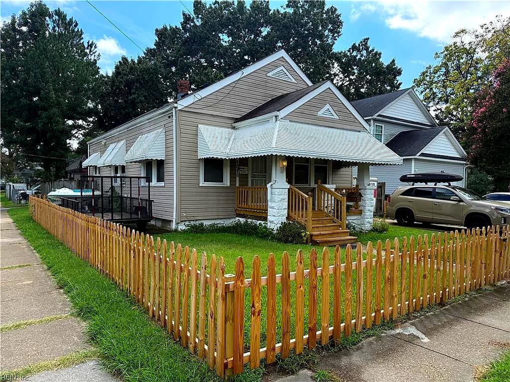 4815 Hampshire AVE, NORFOLK VA 23513 - Photo 4