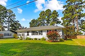 127 Beechwood DR, SUFFOLK VA 23434 - Photo 2