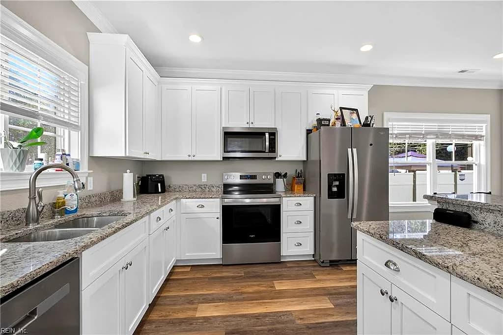 439 Smith ST, SUFFOLK VA 23434 - Photo 3