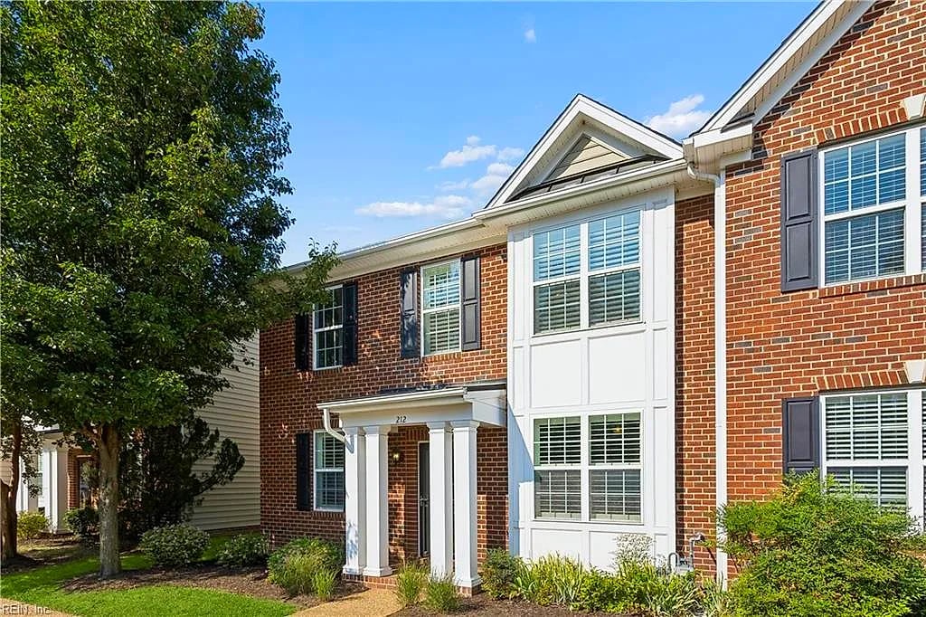 212 Lewis Burwell PL, Williamsburg — 4 bed Residential, 2,476 sqft