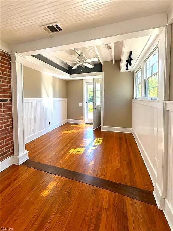 3605 Victoria BLVD, HAMPTON VA 23661 - Photo 4