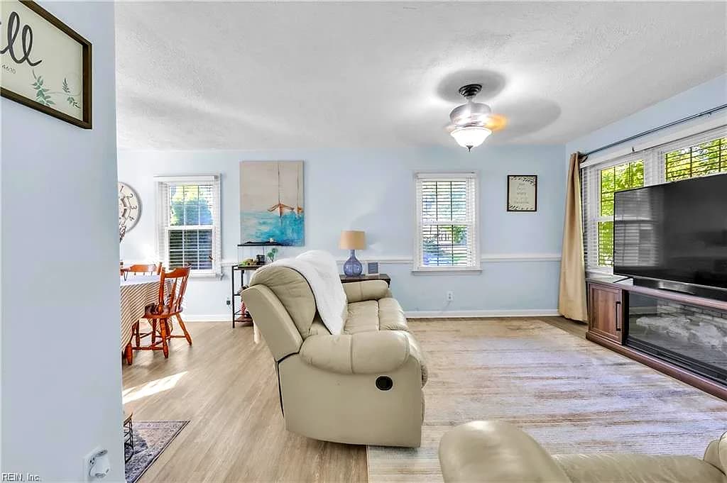 5208 W Norfolk RD, PORTSMOUTH VA 23703 - Photo 5