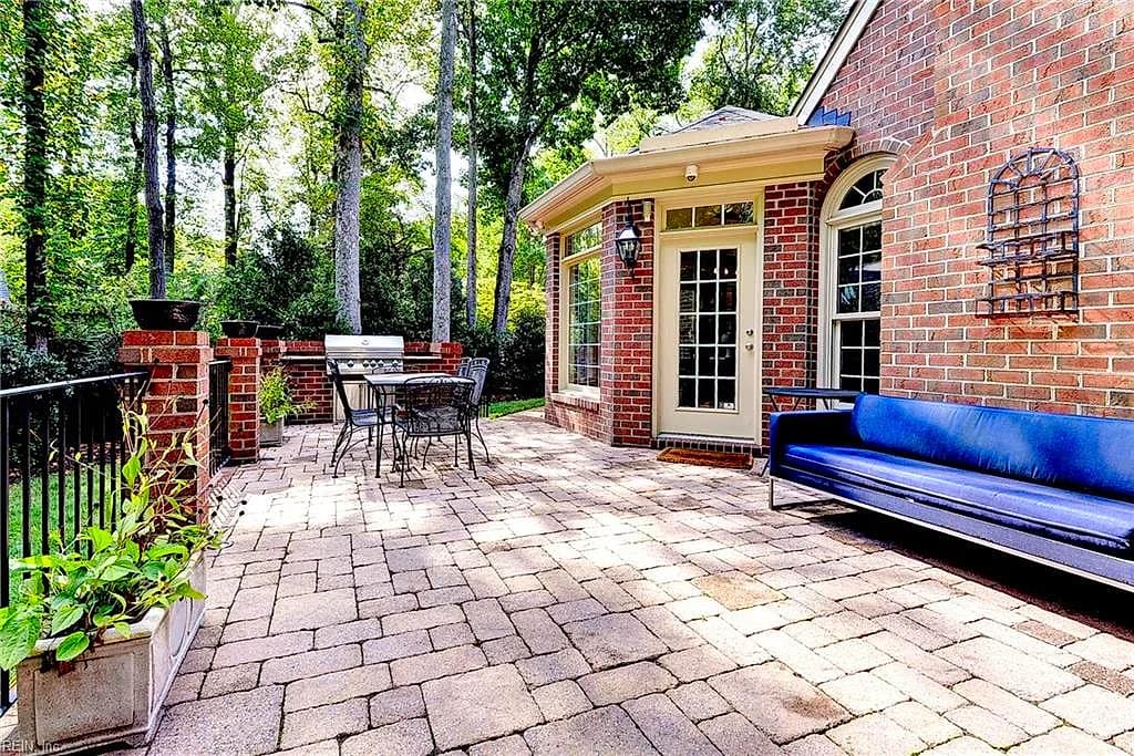 320 Yorkshire Dr DR, WILLIAMSBURG VA 23185 - Photo 4