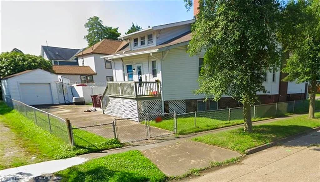 701 D ST, CHESAPEAKE VA 23324 - Photo 4