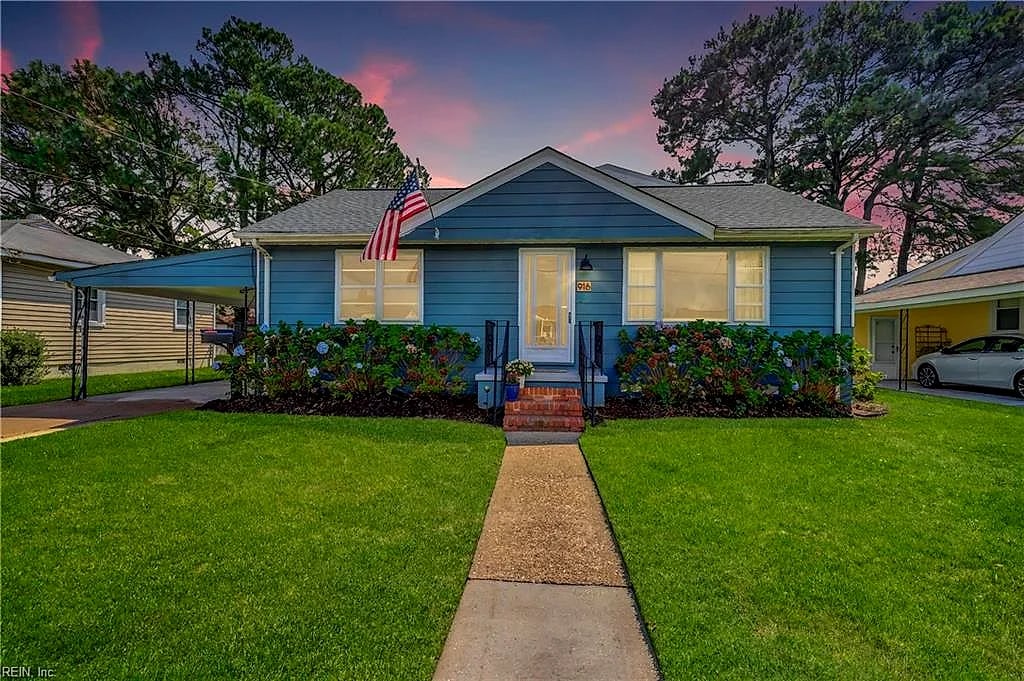 916 Redstart AVE, CHESAPEAKE VA 23324