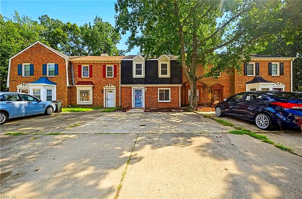 9 Colonial WAY, CHESAPEAKE VA 23325 - Photo 4