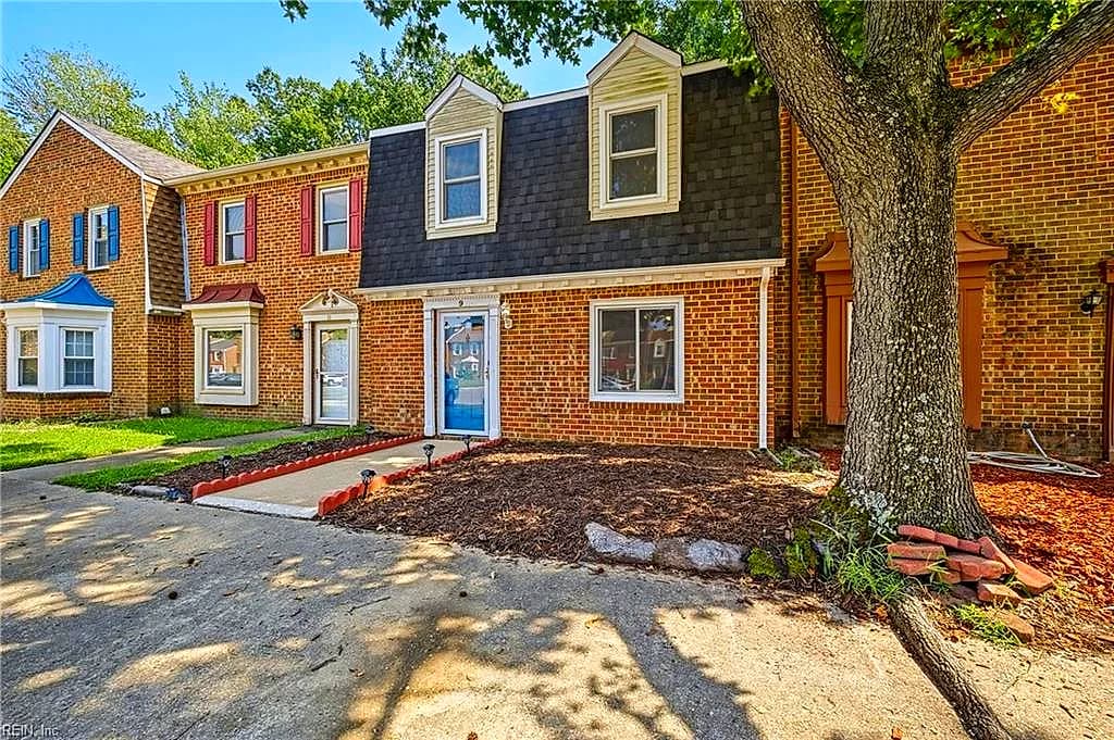 9 Colonial WAY, CHESAPEAKE VA 23325 - Photo 5