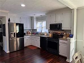 749 Terrace DR, NEWPORT NEWS VA 23601 - Photo 3