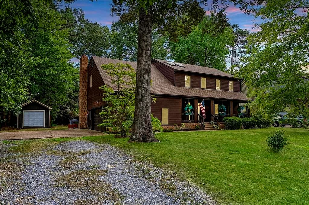 107 Brokenbridge RD, YORKTOWN VA 23692 - Photo 2