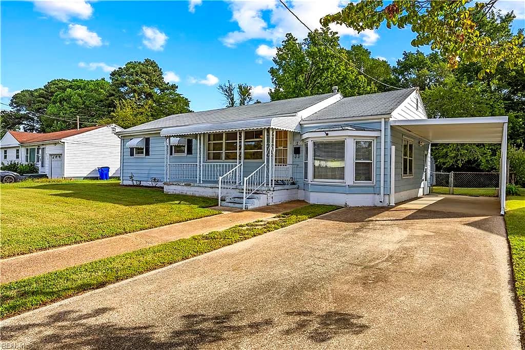8208 Driftwood DR, NORFOLK VA 23518 - Main photo