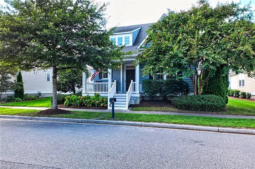 604 Colonel Byrd ST, CHESAPEAKE VA 23323