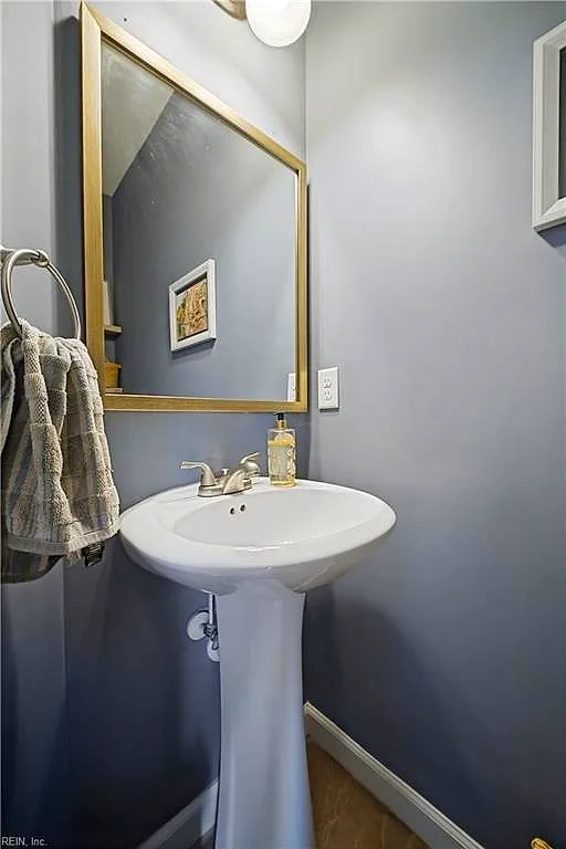316 Janes WAY, CHESAPEAKE VA 23320 - Photo 3