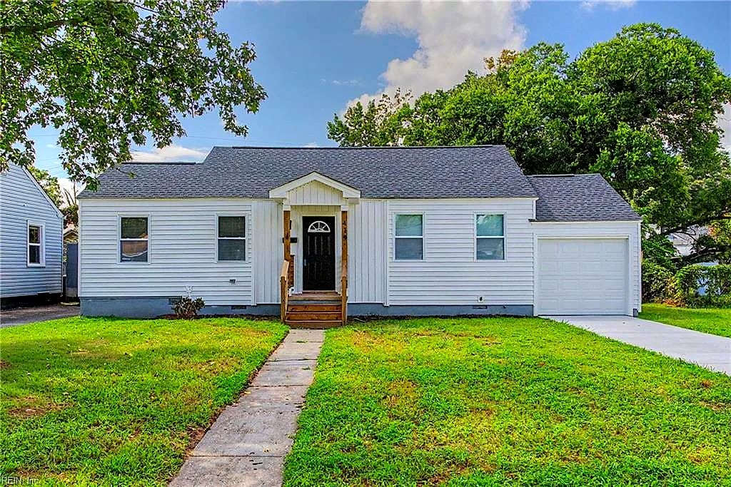419 Alleghany RD, HAMPTON VA 23661