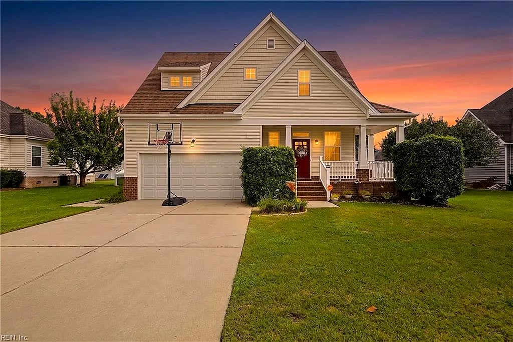 1221 Rosebud Ln, Chesapeake, VA