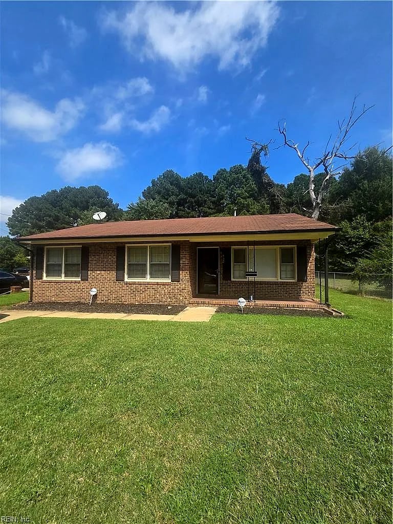 432 Pine AVE, NEWPORT NEWS VA 23607