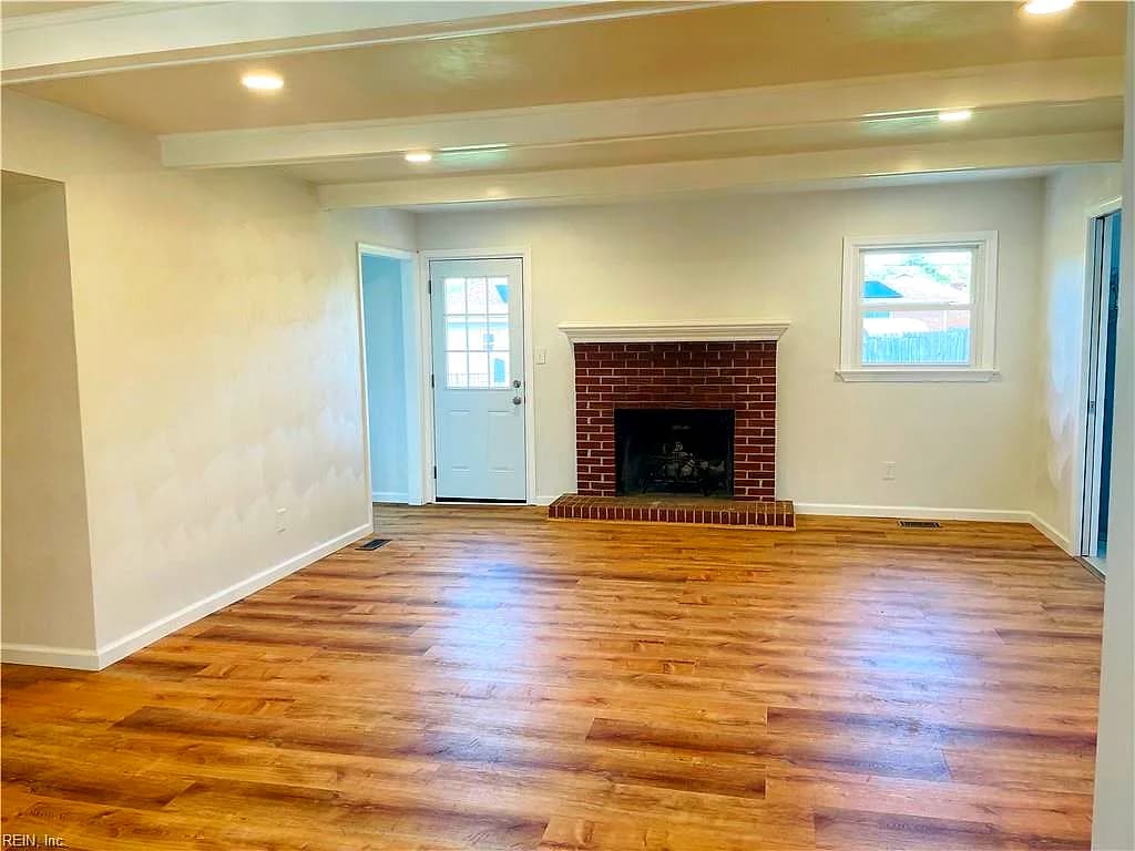 2229 Rock Creek DR, CHESAPEAKE VA 23325 - Photo 3