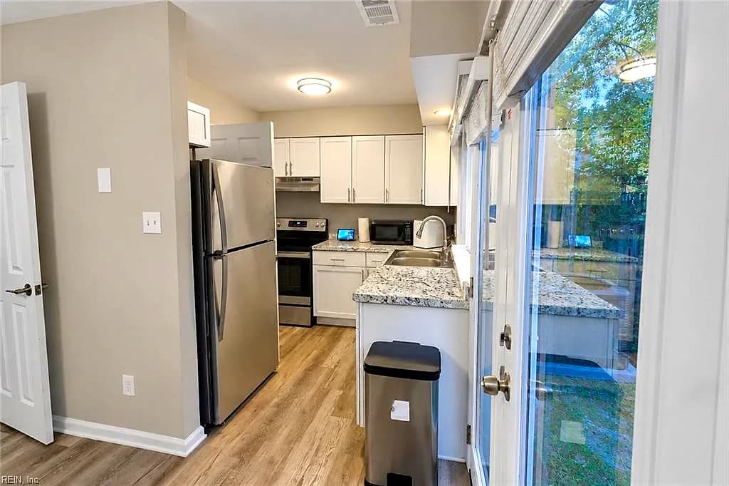 1309 Green Cedar LN, VIRGINIA BEACH VA 23453 - Photo 5