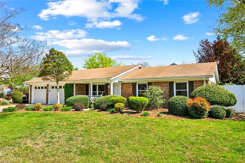 106 Captains LN, NEWPORT NEWS VA 23602 - Photo 4