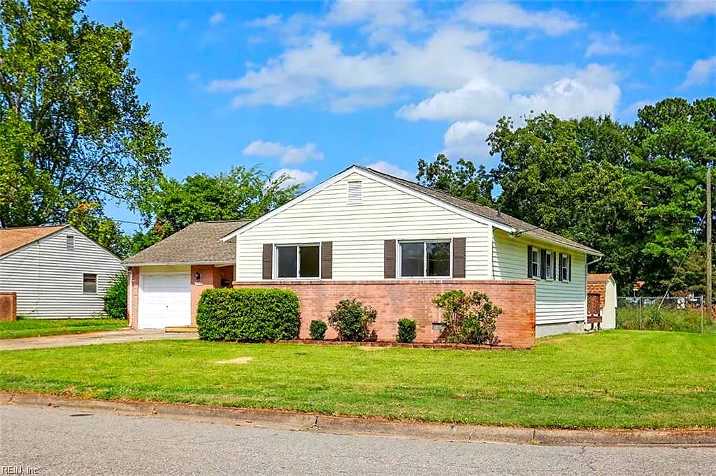 125 Pennwood DR, HAMPTON VA 23666 - Photo 4