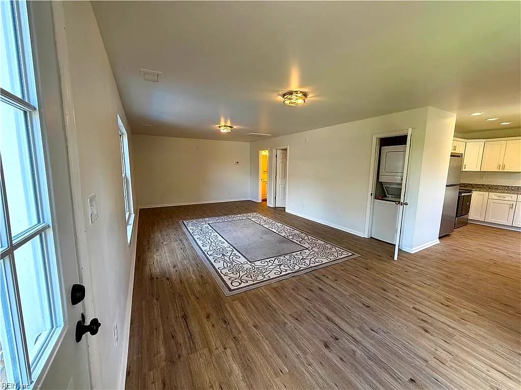 802 Decatur ST, CHESAPEAKE VA 23324 - Photo 4