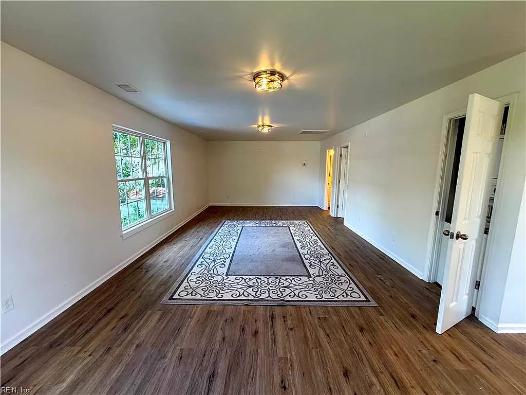 802 Decatur ST, CHESAPEAKE VA 23324 - Photo 5
