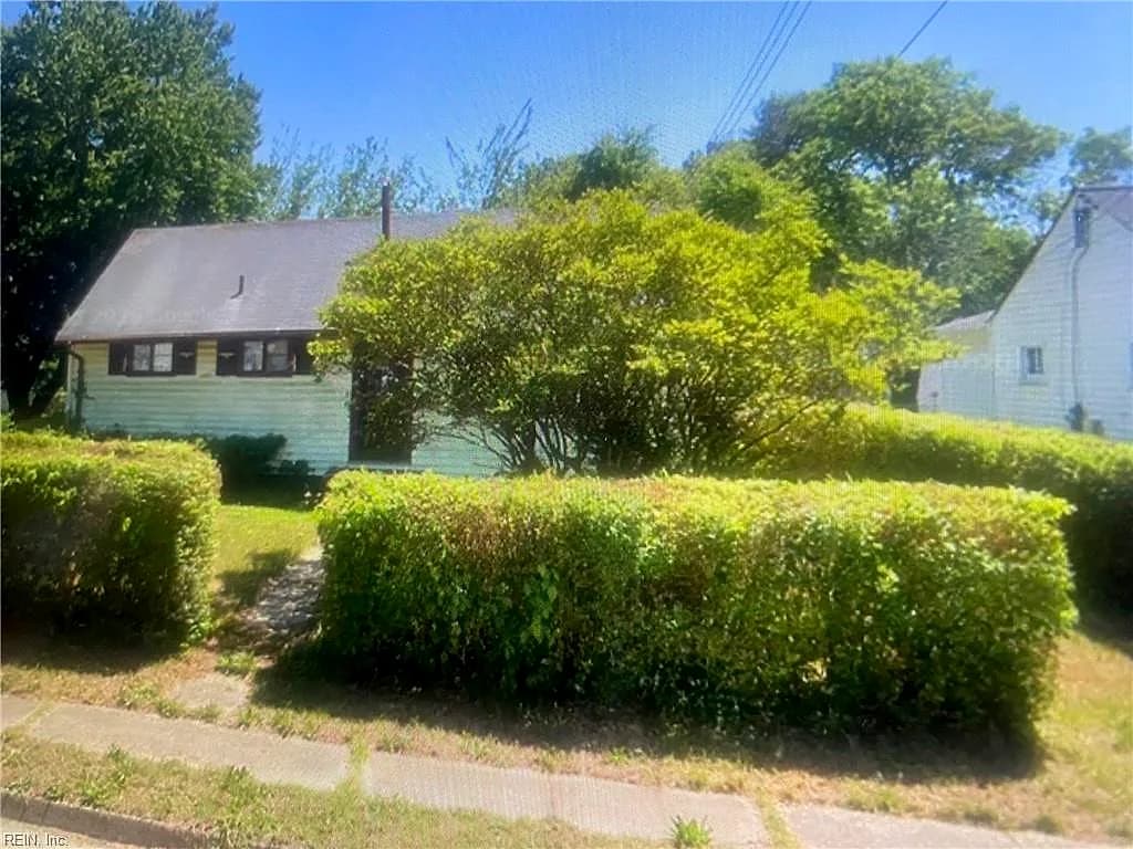 110 Chatham TER, HAMPTON VA 23666 - Main photo