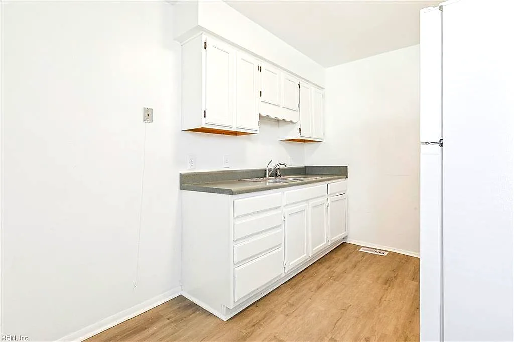 1315 Little Bay AVE, NORFOLK VA 23503 - Photo 4