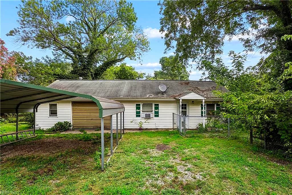 16 Old Fox Hill RD, HAMPTON VA 23669 - Photo 3