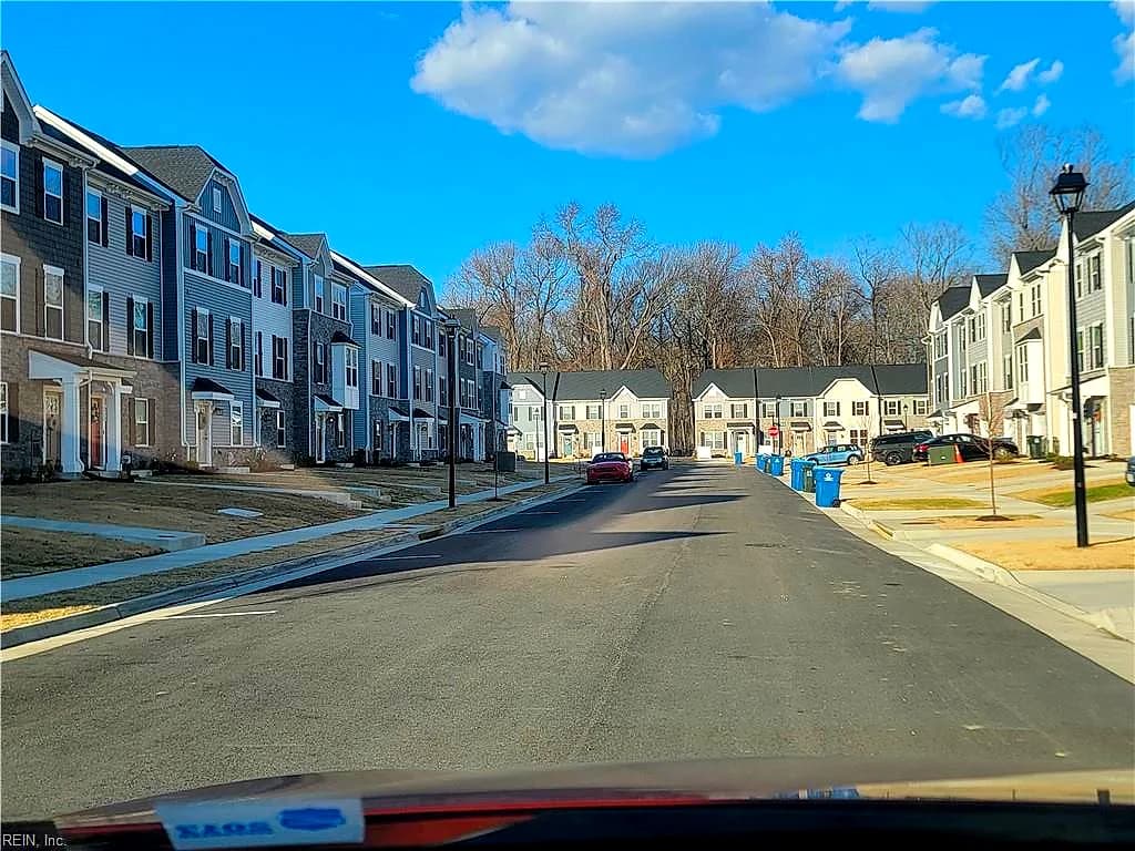 129 Pocosin PATH, POQUOSON VA 23662 - Photo 5