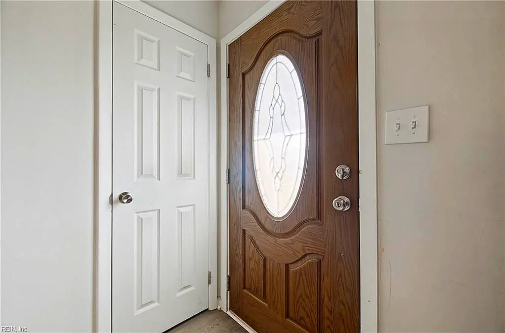 110 BAYHAVEN DR, HAMPTON VA 23666 - Photo 5