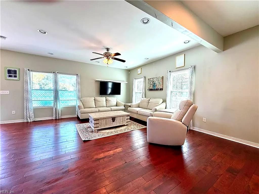 7801 Doris DR, NORFOLK VA 23505 - Photo 4