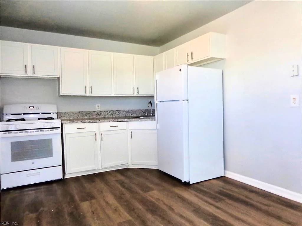 1625 W Pembroke AVE #1, HAMPTON VA 23661 - Photo 3