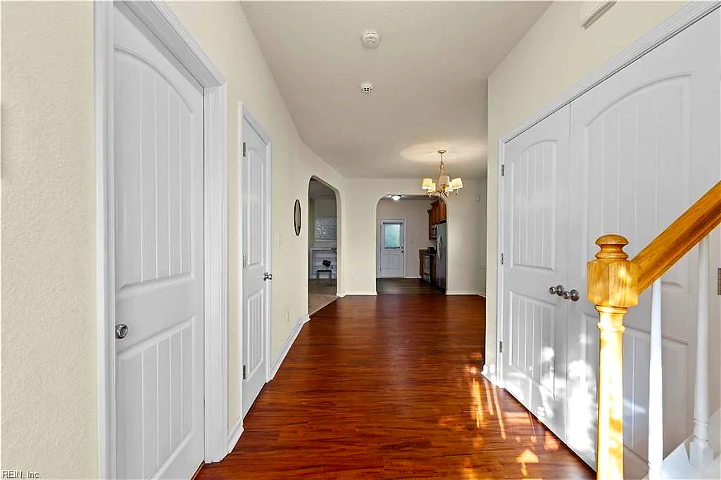 1118 Commerce AVE, CHESAPEAKE VA 23324 - Photo 4