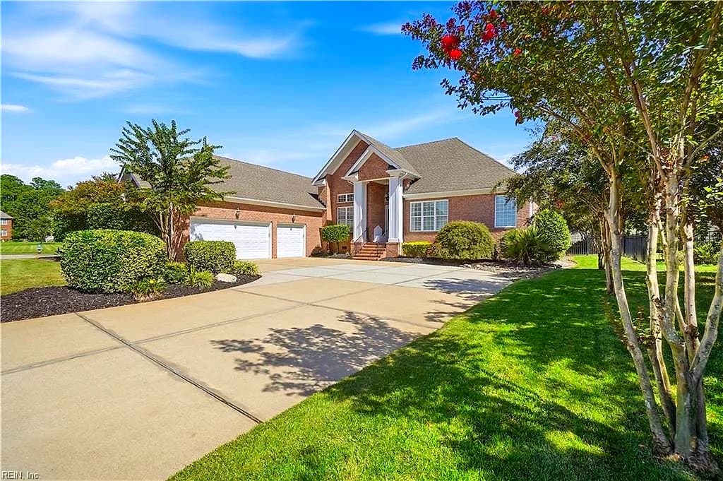 613 McRowland WAY, CHESAPEAKE VA 23320 - Photo 3