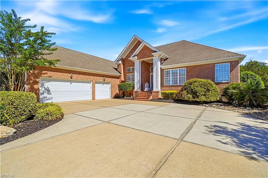 613 McRowland WAY, CHESAPEAKE VA 23320 - Photo 4