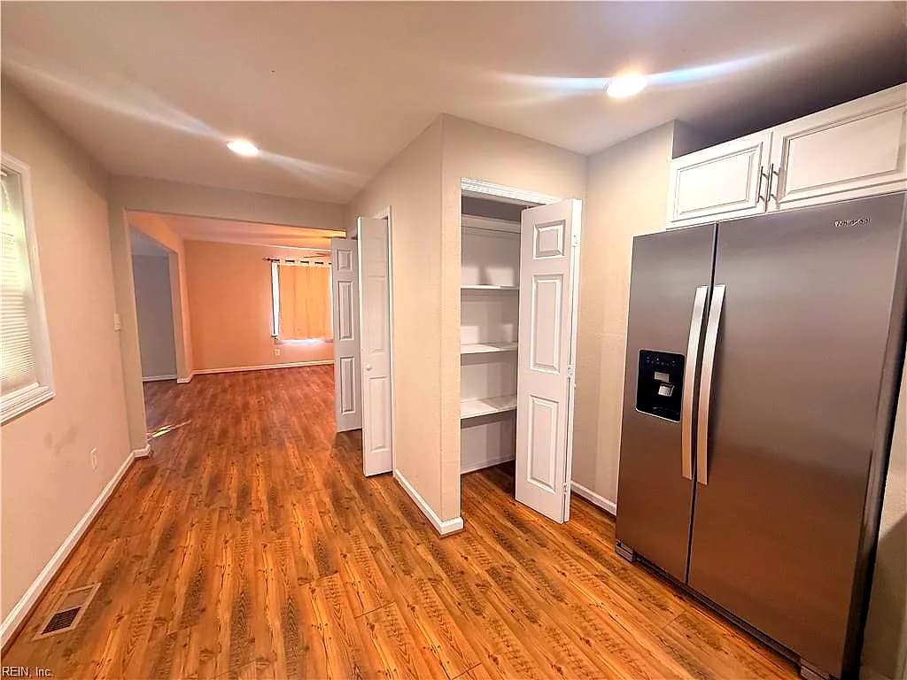 416 Melville RD, HAMPTON VA 23661 - Photo 4