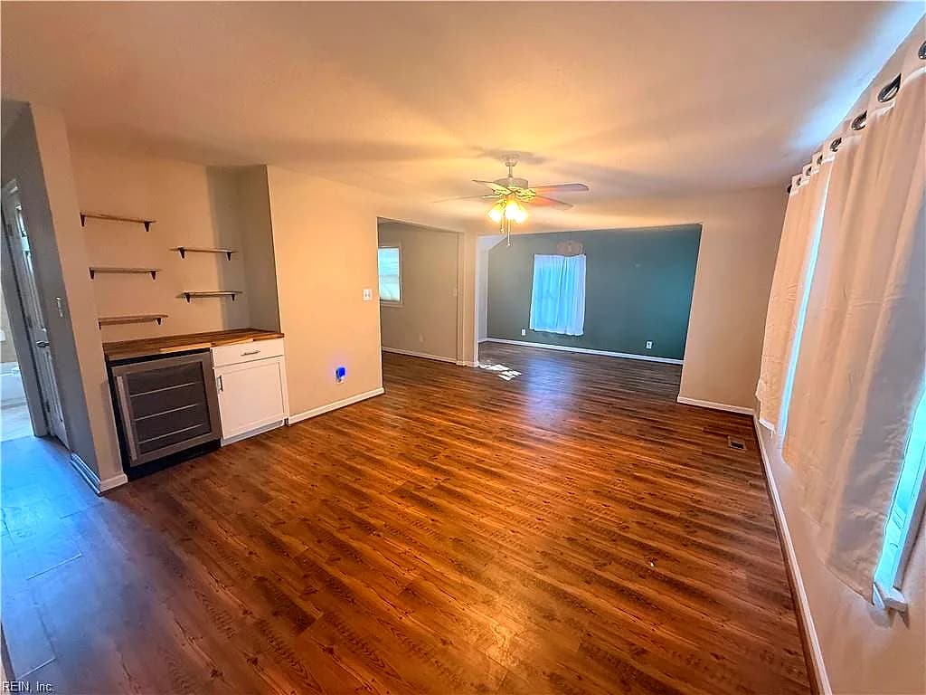 416 Melville RD, HAMPTON VA 23661 - Photo 5