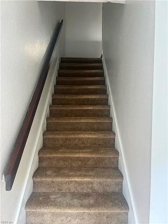 3158 E Ocean View AVE, NORFOLK VA 23518 - Photo 3