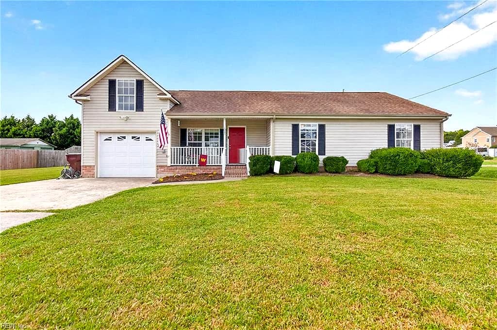 1085 Bells Mill RD, CHESAPEAKE VA 23322 - Photo 3