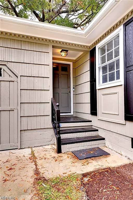 265 Benns RD, NEWPORT NEWS VA 23601 - Photo 5