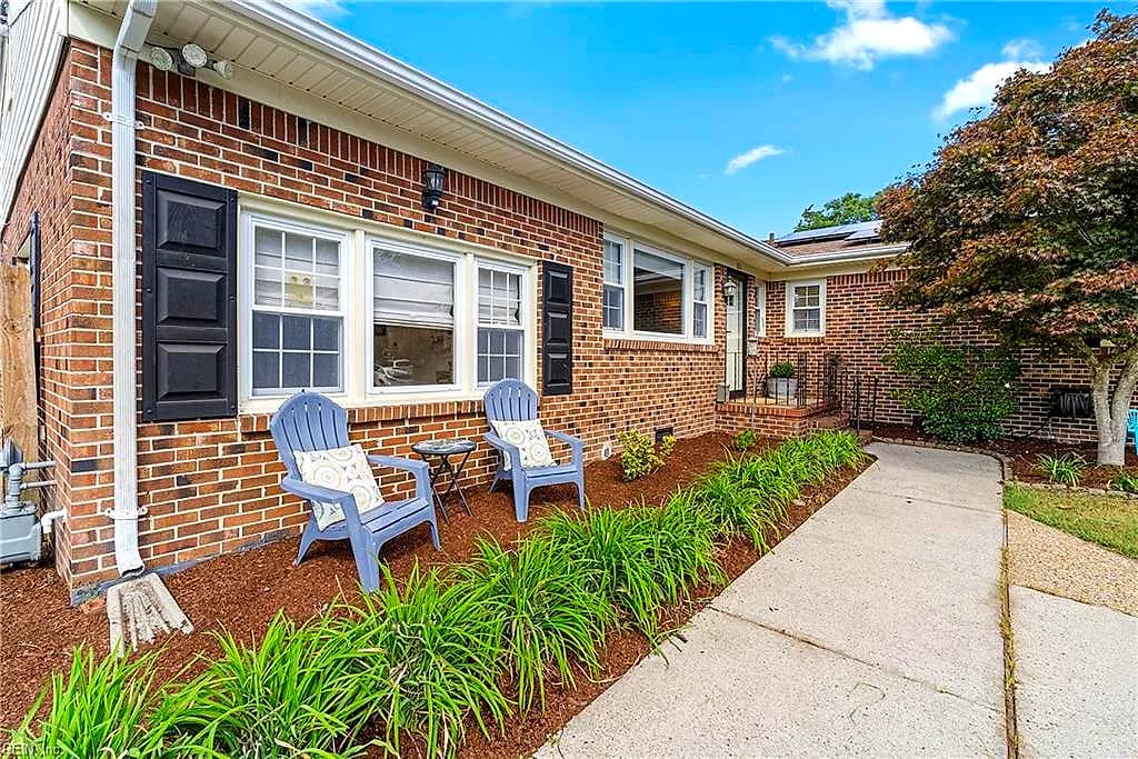 821 Ray PL, VIRGINIA BEACH VA 23454 - Photo 3