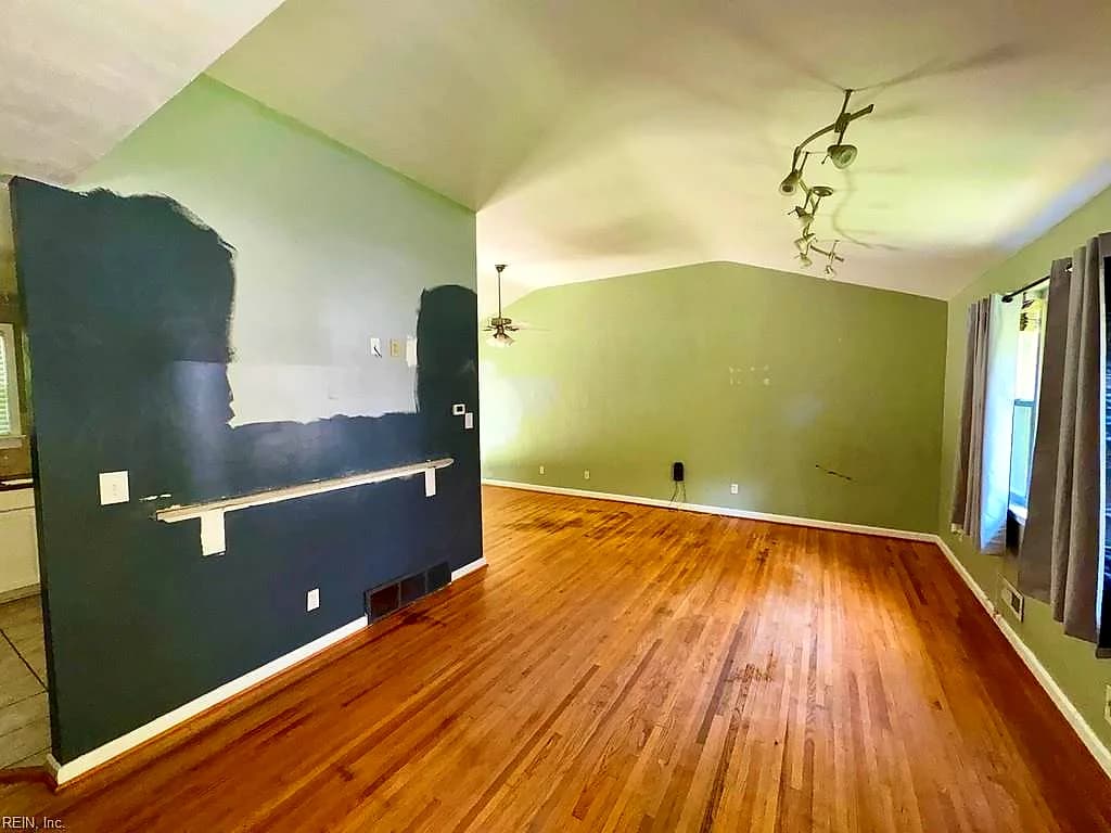 8333 Capeview AVE, NORFOLK VA 23518 - Photo 4