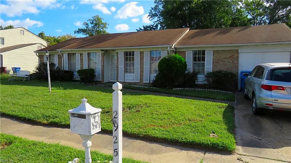 2925 Sir Meliot Drive DR, CHESAPEAKE VA 23323 - Photo 3