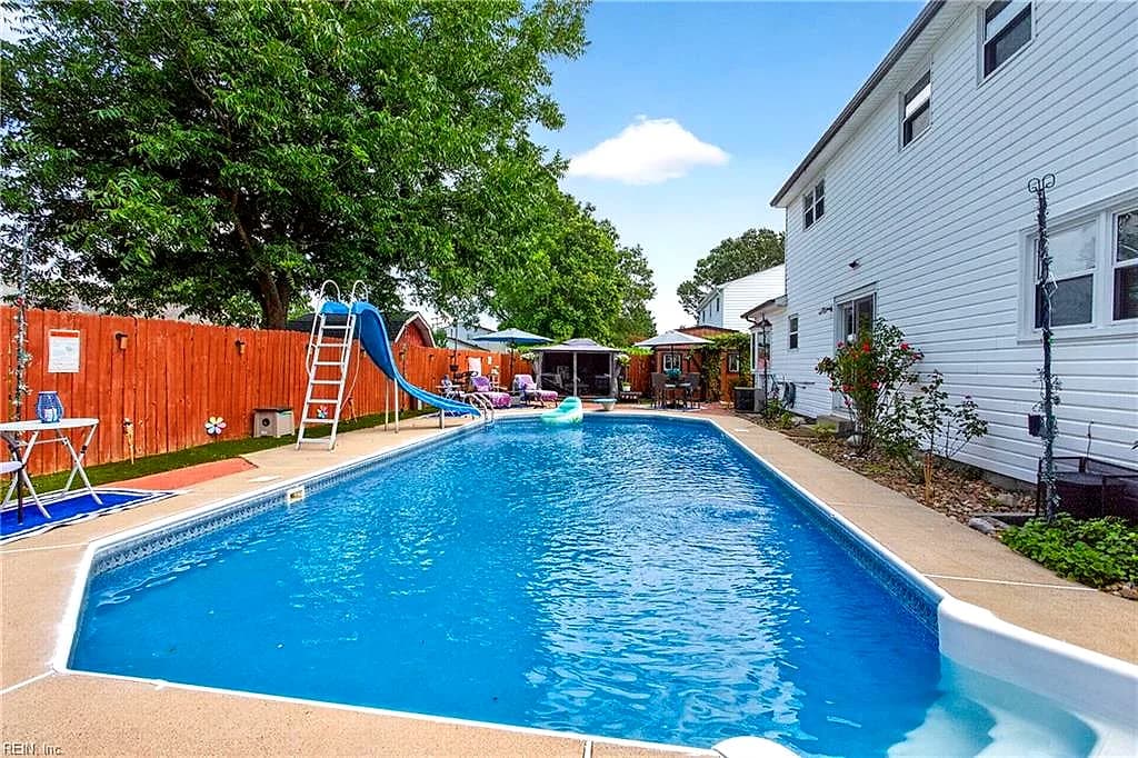 5328 Sir Barton DR, VIRGINIA BEACH VA 23462 - Photo 2