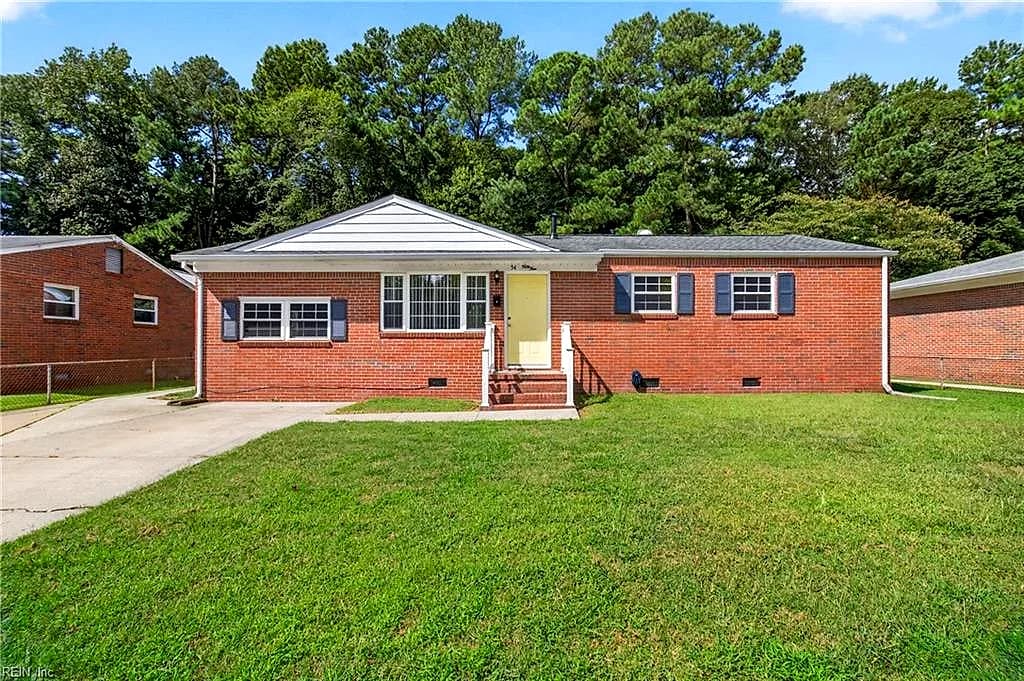 54 Cornwall TER, HAMPTON VA 23666 - Photo 2