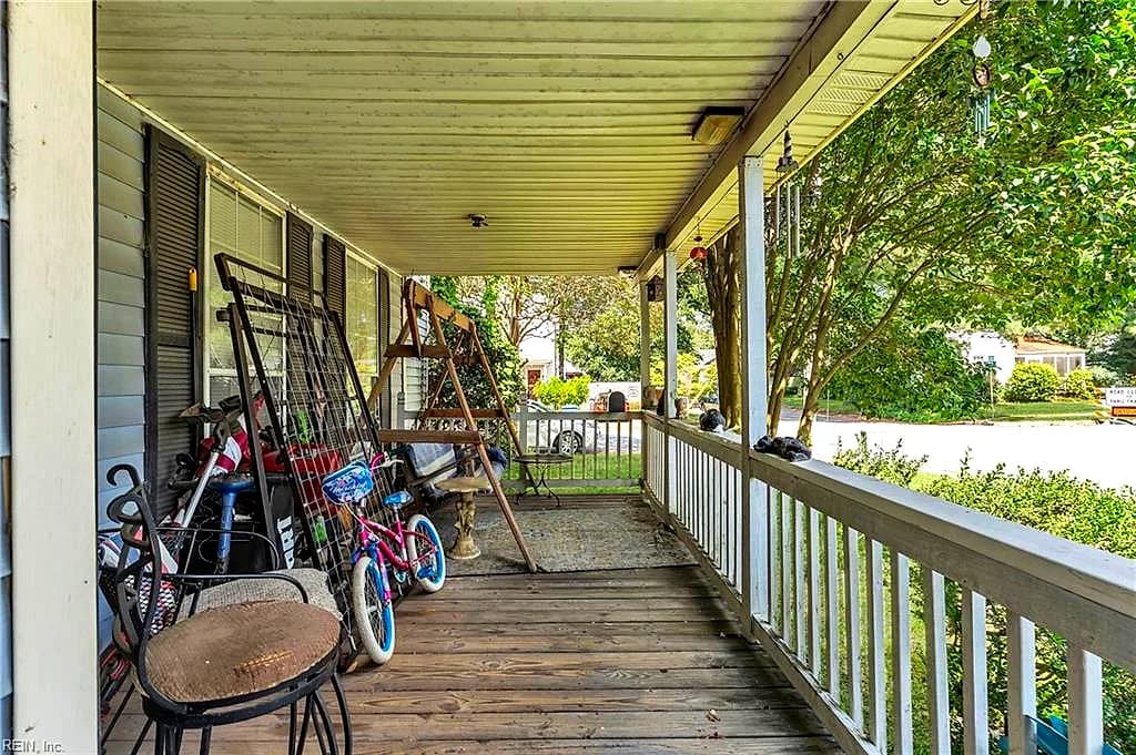 920 Godwin AVE, CHESAPEAKE VA 23324 - Photo 3
