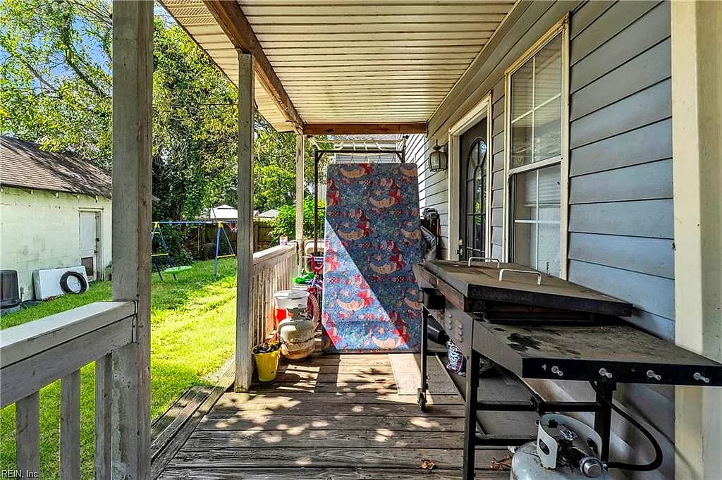 920 Godwin AVE, CHESAPEAKE VA 23324 - Photo 4