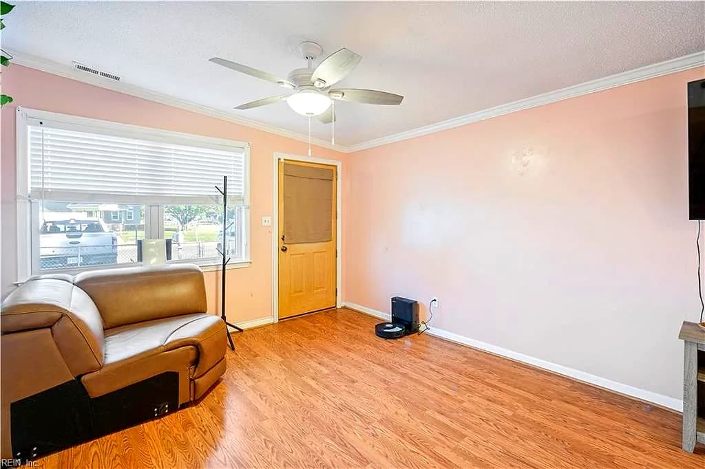1513 Wingfield AVE, CHESAPEAKE VA 23325 - Photo 5